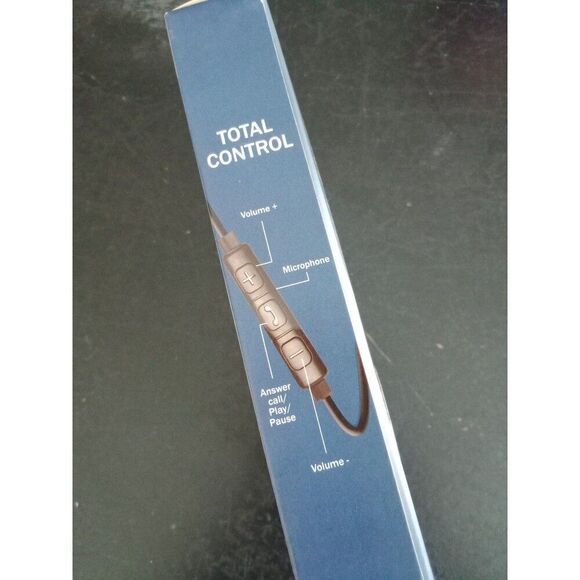 Premium sound earbuds alloy Magnavox microphone - Picture 3 of 6